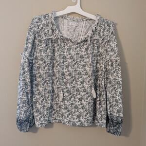 Wonderly Floral Green/White Blouse With Tassles
